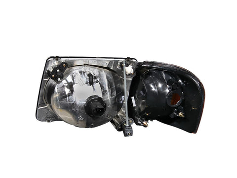 ANZO USA Crystal Headlight Set; Clear Lens; Black Housing; Pair;