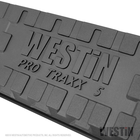 Westin PRO TRAXX 5 Oval Wheel to Wheel Nerf Step Bars; Black; w/Mount Kit;