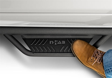 N-Fab Podium LG-Cab Len (2 Steps)-19-21 Ram 2500/3500 Mega-TX Blk
